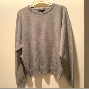 Charter Club - Classic  round neck gray 2-ply cashmere wool sweater Size L